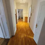 Altbau-traum Mit Riesen-dachterrasse 公寓 *