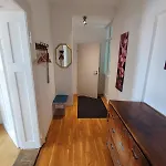 公寓 Altbau-traum Mit Riesen-dachterrasse