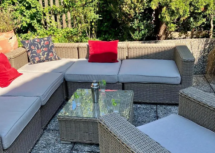 아파트 Altbau-traum Mit Riesen-dachterrasse