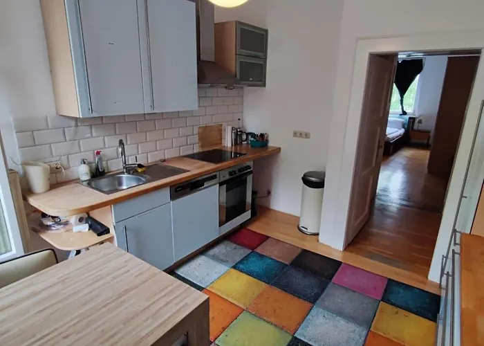 Altbau-traum Mit Riesen-dachterrasse 아파트
