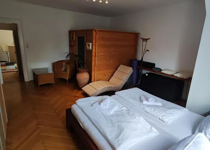 Altbau-traum Mit Riesen-dachterrasse *